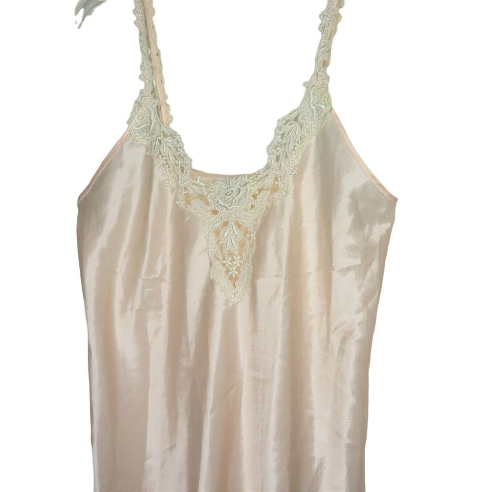 Vintage Dentelle Nightgown S Peach Pink Lace Trim Stain Polyester Made in USA